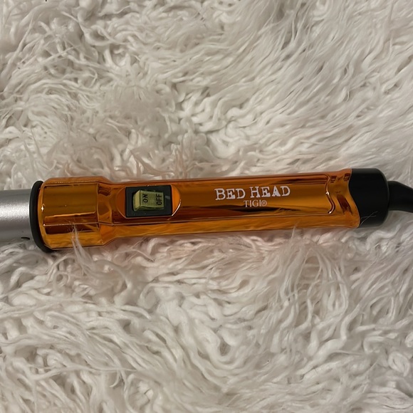 Curlipops Ceramic Clamp-Free Curling Wand Iron, 1" - Picture 3 of 4